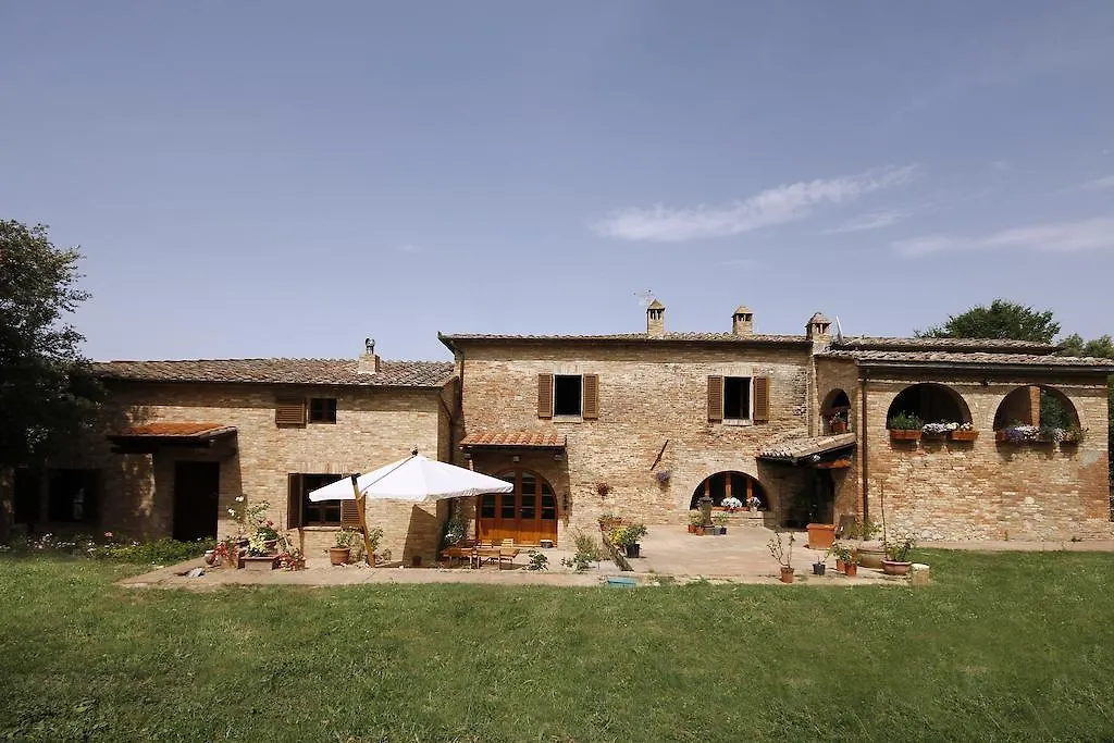 Tenuta La Santissima San Rocco a Pilli Bed & Breakfast