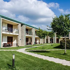 Chianti Village Morrocco מלון דירות