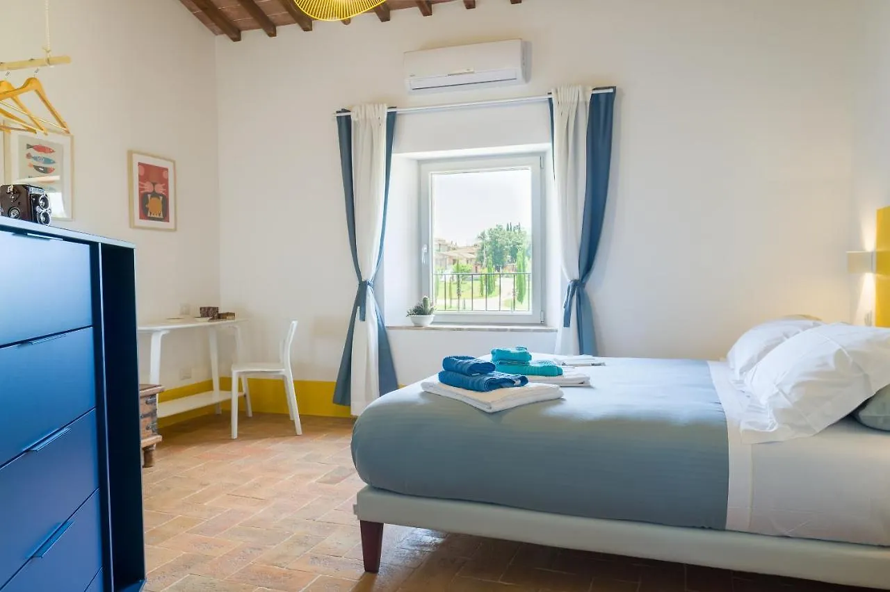 Tenuta La Santissima San Rocco a Pilli Bed & Breakfast