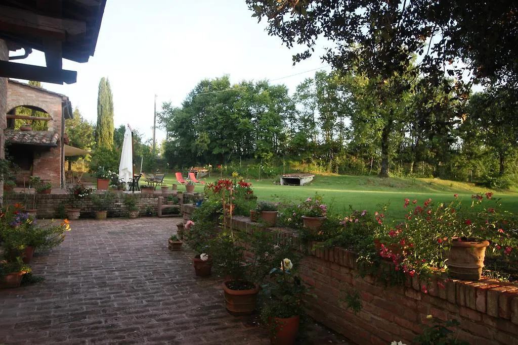 Tenuta La Santissima San Rocco a Pilli 3*,  Italy