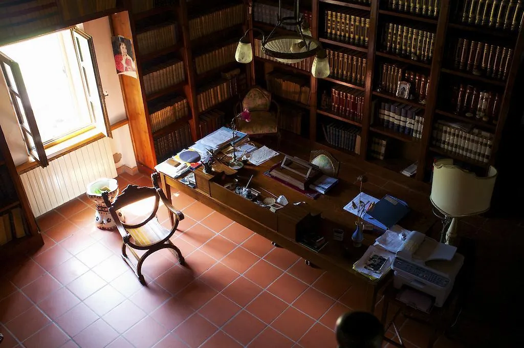*** Bed & Breakfast Tenuta La Santissima San Rocco a Pilli Italy