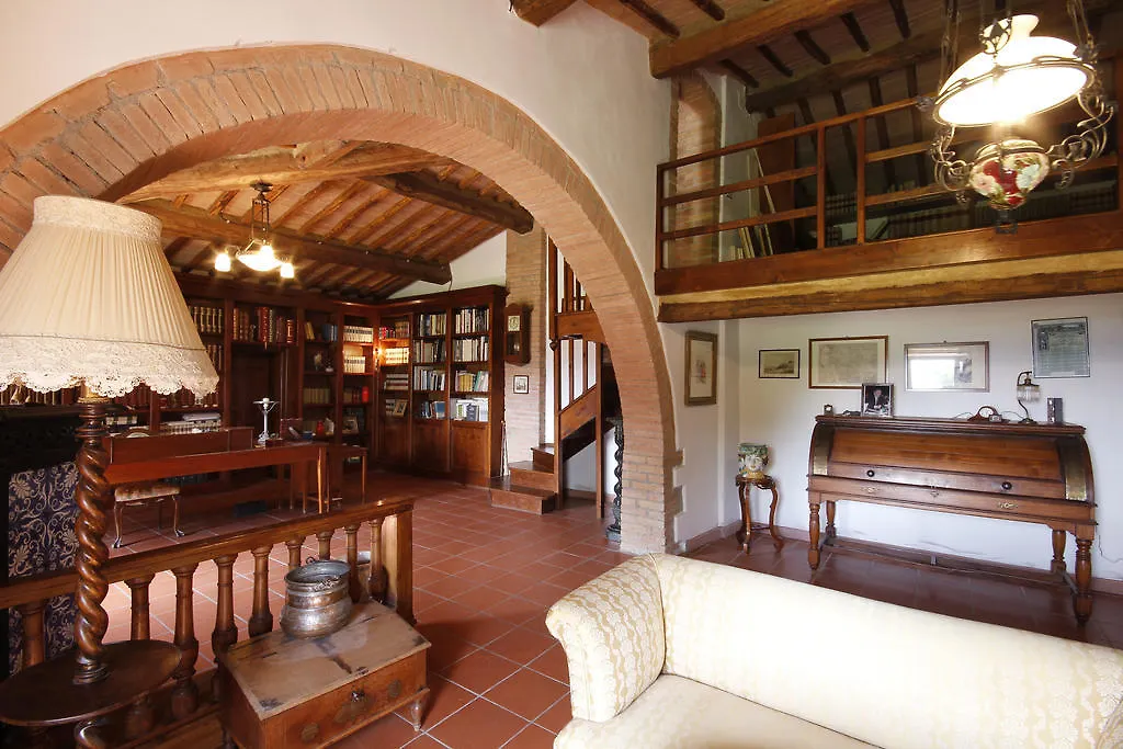 *** Bed & Breakfast Tenuta La Santissima San Rocco a Pilli Italy
